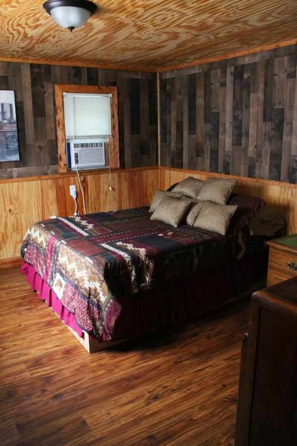 Berry Creek Cabins Hotel Isabel Esterno foto